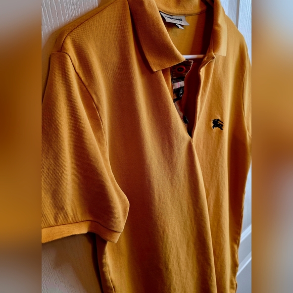 Burberry London, England Men,s XL Yellow Polo Shirt with Embroidered Logo - Picture 3 of 7